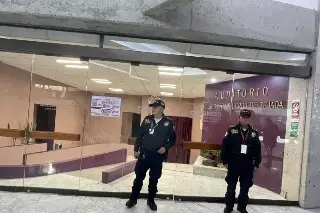 'No soy un delincuente'; Alcalde de Úrsulo Galván llega al Congreso de Veracruz