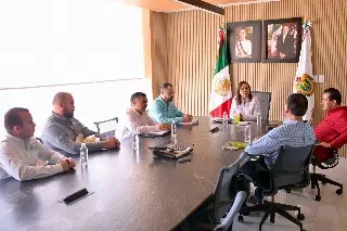 Con trabajadores de ingenio, Nahle instala mesa permanente de diálogo en Veracruz