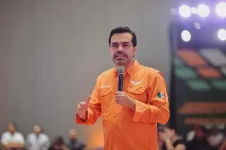 Máynez, líder de MC, acusa persecución política en Veracruz tras desafueros