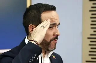 De la Espriella toma posesión en Cali y plantea descentralización como eje de su administración (+Video)