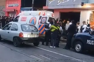 Presunta intoxicación en bar de Orizaba moviliza a cuerpos de emergencia; esto ocurrió