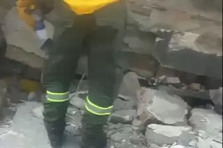 Suman 69 muertos tras terremoto en Colombia