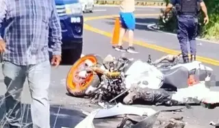 Identifican a motociclista fallecido en trágico accidente en carretera de Veracruz 