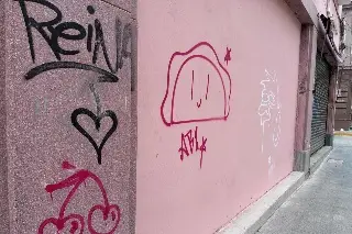 'No es arte': apenas pintaron esta fachada y ya la grafitearon en el centro de Veracruz