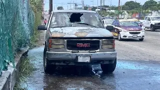 Se incendia camioneta en la Rafael Cuervo en #Vercaruz