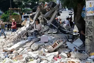Ascienden a casi 250 los muertos por terremoto en Colombia 