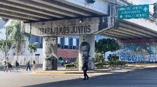 Caos vial por semáforos sin funcionar en este importante crucero en Veracruz 