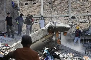 Terror: trabajaban en el piso 15 durante el terremoto de Colombia (+Video)