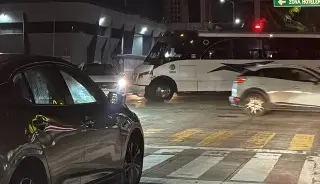 Se registra fuerte accidente en avenida Ruiz Cortines de Boca del Río 