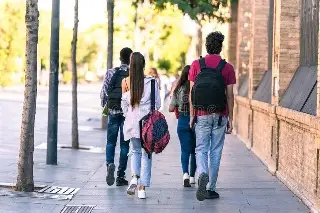 ¿Cuántos jóvenes en México ni estudian ni trabajan?