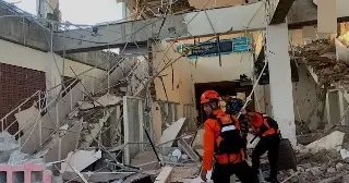 Terremoto de 7.7 sacude Indonesia y deja 38 muertos y alerta de Tsunami