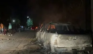 Se calcinan vehículos en Astacinga, Veracruz ¿Qué ocurrió?
