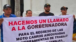 Mototaxistas de Veracruz protestan y piden les regresen sus unidades retenidas