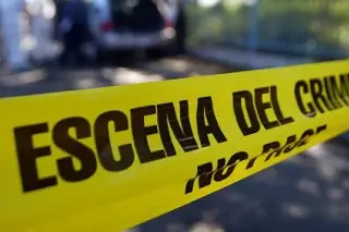 Hallan sin vida a hombre dentro de vivienda en Coatepec; investigan posible crimen