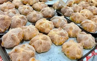 ¡Paren todo! Ya venden pan de muerto en Veracruz