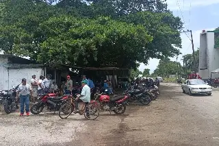 El cierre ya les pega: obreros del Ingenio de Lerdo de Tejada mantienen la esperanza de volver a trabajar