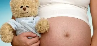 Menor de 12 años llega a hospital por dolor y descubren embarazo de 8 meses ¿Quién es el papá? 