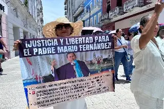 Encarcelan a padre exorcista de Veracruz: ¿Qué pasó y por qué exigen justicia?