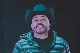 Lupillo Rivera, bajado del escenario. Revelan por qué fue (+Video)