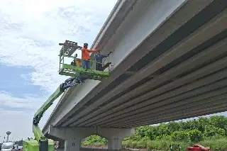 ¡Casi listo! En esta fecha terminan el puente de acceso al puerto de Veracruz