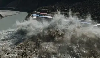 Animación reconstruye el colapso de glaciar que provocó devastadora riada en Nepal (+Video)