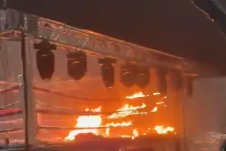 Ataque armado y quema de ring previo a evento de boxeo entre influencers (+Video)