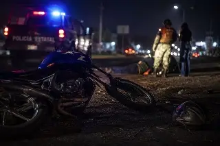 Muere joven motociclista en fuerte accidente sobre carretera a Purga