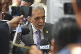 Se revisan demandas de estudiantes de Medicina en Mendoza: Rector