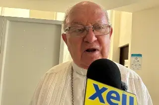 No solo distrae: Obispo emérito de Veracruz advierte sobre otro riesgo de los celulares
