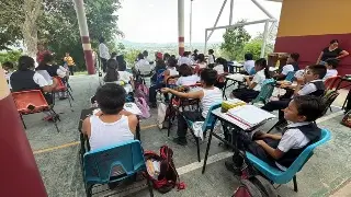 Reconocen rezago de hasta 50 años en escuelas de Veracruz