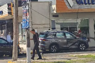 Aparatoso accidente en centro de Veracruz; esto ocurrió 