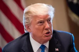 Trump arremete contra quienes piden frenar la IA