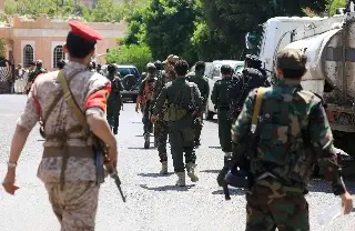Gobierno de Yemen lamenta derrotas recientes contra los Hutíes, tras tomar costas del Mar Rojo