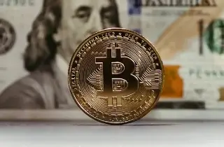 Demócratas frenan ley de criptomonedas que beneficiaría a Trump