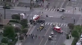 Mueren periodista de NBC y Telemundo y dos más tras desplome de helicóptero en Los Ángeles