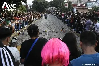 Van 22 años de que decenas de melones unen a las familias así (+Video)