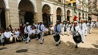 Veracruz revive su desfile cívico-militar tras ocho años de ausencia