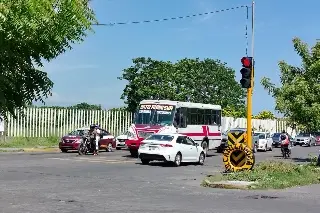 “Hasta 2 horas esperando el camión: Vecinos exigen nuevas rutas en Veracruz”