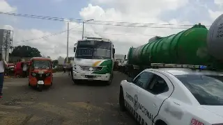 Bloqueo total en autopista La Tinaja-Isla. No hay paso a estas comunidades