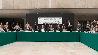 Avanza la “Ley Anti Memes”: aprueban dictamen de derechos de autor 
