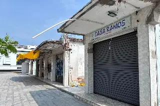 ¿Derribo o no? Explican qué pasa con estos locales del mercado de artesanías de Veracruz
