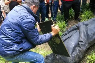 Calderón: la estatua dice poco de mí pero muchísimo de ellos: que son unos miserables