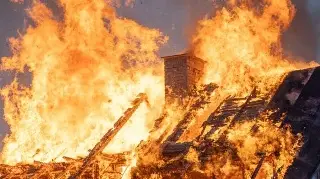 Tragedia familia; deja victimas mortales un incendio en vivienda de Oaxaca