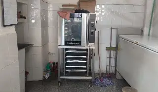 Se quema horno de 120 mil pesos en negocio tras fallas eléctricas en el centro de Veracruz