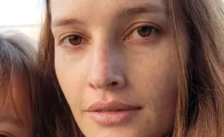 Tragedia en Brasil: modelo Giane Alves muere a los 32 años mientras acompañaba a su bebé al médico