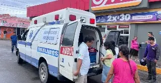 Mujer resulta lesionada tras ser atropellada por motociclista en Veracruz