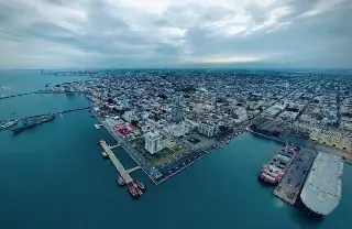 Cierran navegación a estas embarcaciones en el Puerto de Veracruz, ¿por qué?