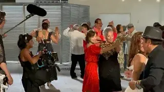 María Rojo sorprende bailando danzón en el centro de Veracruz
