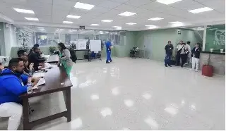 Denuncian trabajadores del IMSS boletas sin folio y estas irregularidades en consulta salarial