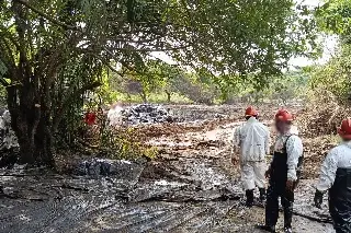 Profepa clausura planta petroquímica por derrame de diésel en Jáltipan